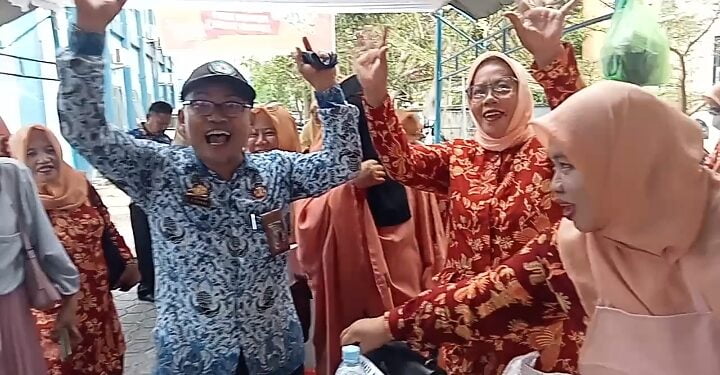 Bazaar Dan Lomba Warnai Gebyar Arisan Dharmawanita Disdikbud Pinrang