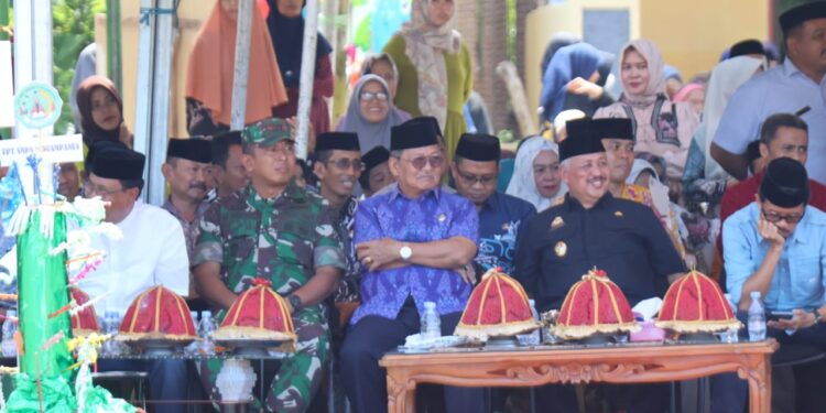 Danramil 06 / Duampanua Hadiri Maulid Nabi Muhammad SAW Di Desa Paria