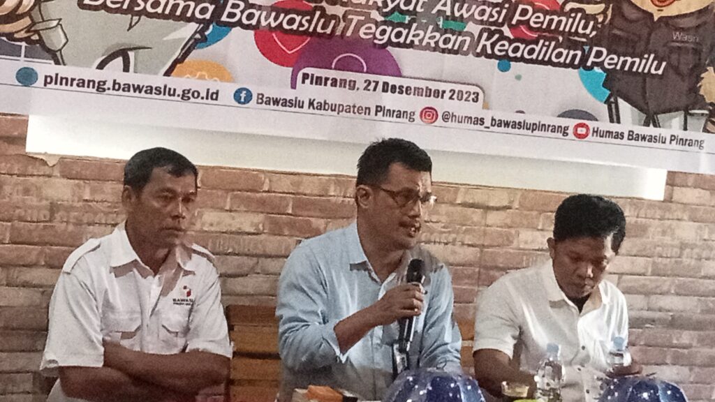 Bawaslu Pinrang Gelar Media Gathering Bersama Insan Pers
