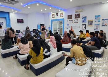 PLN Padam, Disdukcapil Pinrang Tetap Memberikan Pelayanan Prima Kepada Masyarakat Di Hari Libur