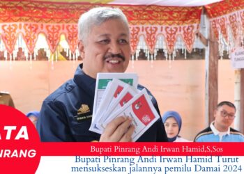 Sukseskan Pemilu 2024,Bupati Didampingi Ketua TP PKK Pinrang Gunakan Hak Pilihnya