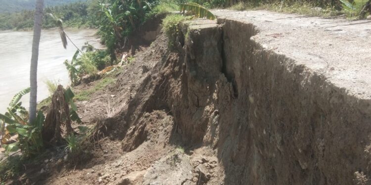Tanggul Jembol Ancam Dua Desa Di Pinrang Warga Was Was