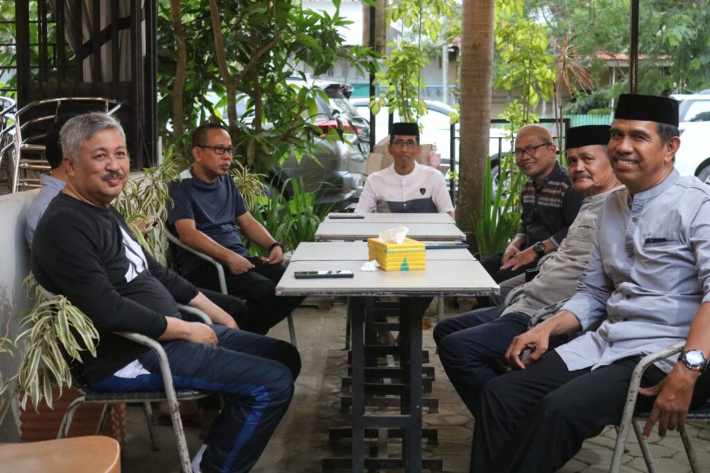 Bupati Pinrang Bersama Forum MKKS SMP N Se-Kabupaten Pinrang Buka Puasa Bersama