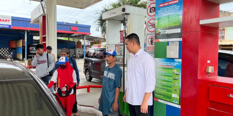 Satreskrim Polres Pinrang Sidak SPBU,Usai Viral BBM Campur Air di Bekasi