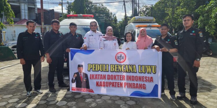 Dinkes bersama IDI- PSC 119 Pinrang Peduli Bencana Luwu