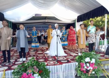 Sukses dan Meriah Gelar  Pelepasan Siswa Kelas IX Tahun Ajaran 2023-2024 SMP N 1 Duampanua