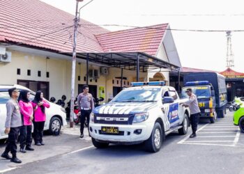 Polres Pinrang Salurkan Bantuan Logistik , Warga Terdampak Bencana Banjir