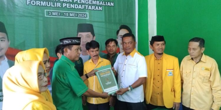 H.Usman Marham Secara Resmi Mengembalikan Formulir Bakal Calon Bupati Pinrang Priode 2024-2029