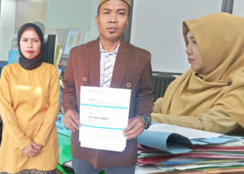 Puluhan Tahun Tampa Dokumen Kependudukan, Warga di Pinrang Kini Punya e-KTP