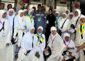 Bupati Chaidir Syam Pantau Kondisi Jemaah Haji Asal Maros di Tanah Suci Mekah