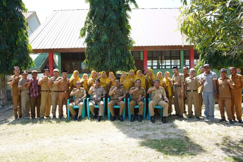 Pj.Bupati Pinrang Silaturahmi di SDN/SMP di Kecamatan Duampanua