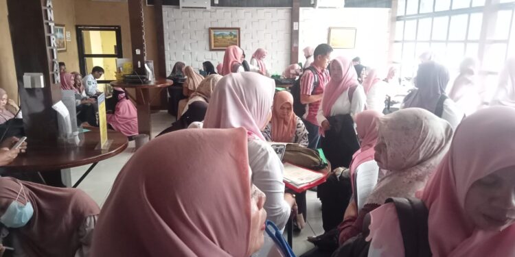 Antrian Pembuatan SKCK Membludak di Mapolres Pinrang