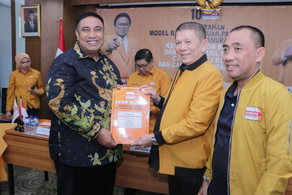 Partai Hanura serahkan Dukungan B1 KWK ke Chaidir – Suhartina