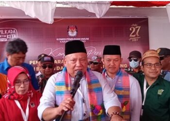 Paslon Bupati dan Wakil Bupati Pinrang ‘UM DI HATI” Resmi Mendaftar di KPU,Siap Bertarung di Pilkada 2024