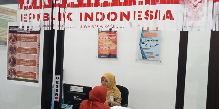 Merah Putih, Mewarnai Kantor Pelayanan Disdukcapil Pinrang