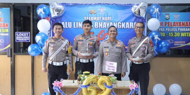 Satlantas Polres Pinrang Gelar Syukuran