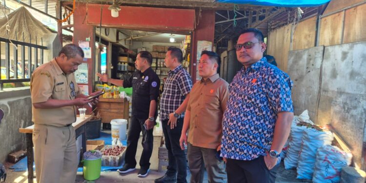 DPRD Pinrang Tanggapi Keluhan Masyarakat dan Pedagang di Pasar Sentral
