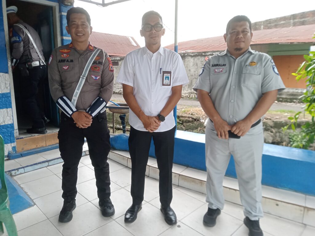 UPTB Samsat Pinrang Bekerja Sama dengan Satlantas Polres Pinrang dan Jasa Raharja Gelar Operasi Gabungan Penertiban Pajak