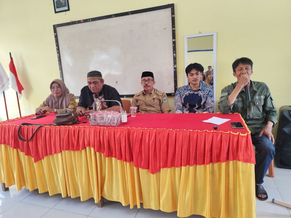 Rapat Program Kerja Komite Sekolah SDN 133/266 Duampanua di Hadiri 182 Orang Tua Murid
