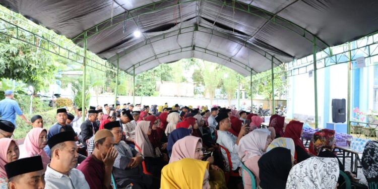 Seluruh Kepala Sekolah Hadiri Buka Puasa Dindikbud Pinrang: Sinyal Positif Komitmen Peningkatan Kualitas Pendidikan?
