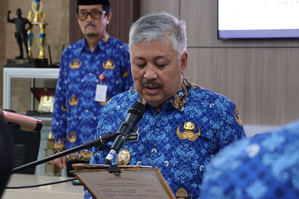 Bupati Pinrang Secara Resmi Mengukuhkan Pejabat Bapperda Pinrang
