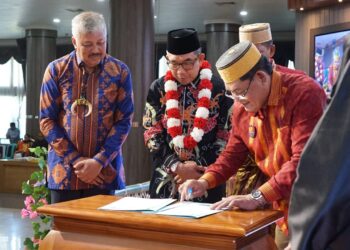 Bupati Pinrang H.A.Irwan Hamid Hadiri Pelantikan Pengurus BPC KKP di Kutai Timur”Ini Pesannya