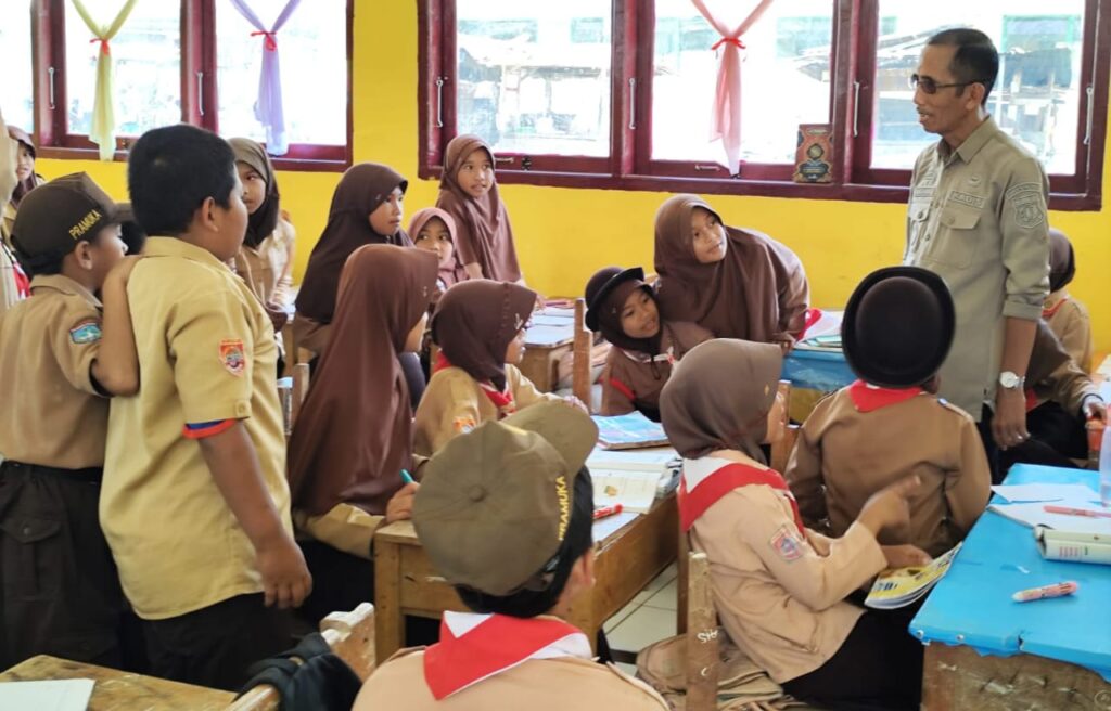 Kepala Dinas Pendidikan dan Kebudayaan Kunjungi Sekolah di Kecamatan Lembang Pinrang Bagian Utara