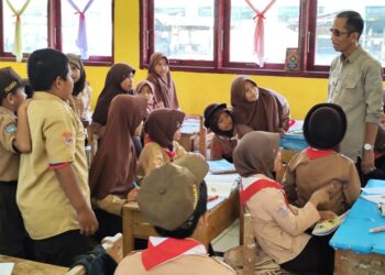 ‎Kepala Dinas Pendidikan dan Kebudayaan Kunjungi Sekolah di Kecamatan Lembang Pinrang Bagian Utara