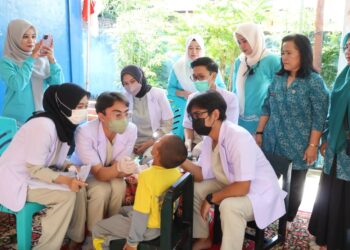 Bunda PAUD Provinsi Sulsel Memantau Pelaksanaan Pemeriksaan Gigi Massal Serentak”Generasi Emas Andalan Hati”