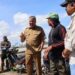 ‎Bupati Pinrang Irwan Hamid Dampingi Petani Tanam Perdana di Lahan Rawa Samaturue