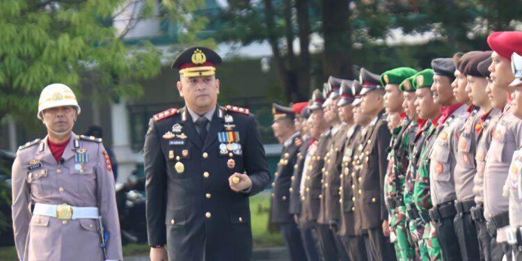 ‎Pimpin Upacara HUT Bhayangkara ke 79,Kapolres Pinrang Tegaskan Komitmen Polri