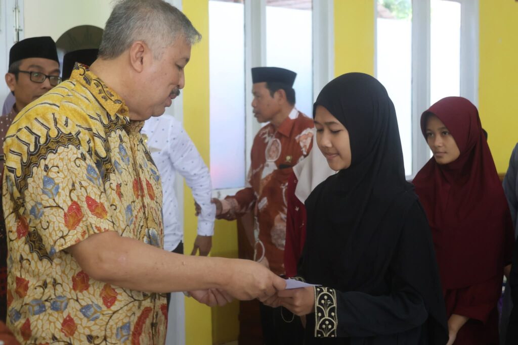 Bupati Pinrang Sentuh Hati Yatim & Hafidz: Santunan Langsung di Panti Asuhan Aisyiyah