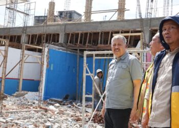 Tinjau Puskesmas, Bupati Pinrang Ingatkan Pentingnya Kualitas dan Ketepatan Waktu Proyek