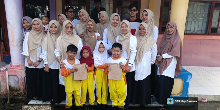 Pukau Warga Pekkabata: SDN 175 Pinrang Rayakan Hari Sumpah Pemuda Penuh Semangat dan Patriotisme!