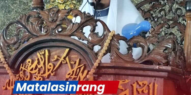Mantan Imam Madinah Penuhkan Masjid Paria, Khutbah ‘Iman & Takwa’ Sentuh Ratusan Jemaah