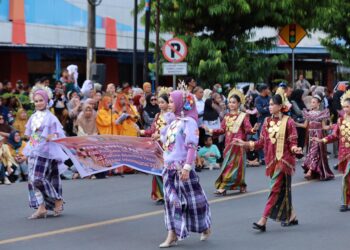 Pinrang Pukau Dunia dengan Parade Fashion Budaya, UMKM Lokal Siap Melesat