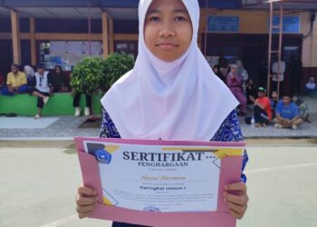 Prestasi Gemilang Sejak Dini, Hasni Raih Juara 1 Umum di UPT SMPN 1 Duampanua 
