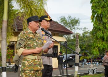 Bupati Pinrang Pimpin Apel Pengamanan Malam Tahun Baru, Tekankan Sinergi demi Keamanan Warga