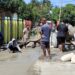 ‎Jelang Ramadan, Kades Sabbang Paru dan Warga Gotong Royong Cor Parkiran Masjid