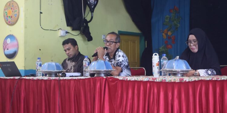 420 Orang Tua Siswa Ikuti Sosialisasi TKA di UPT SMPN 1 Pinrang