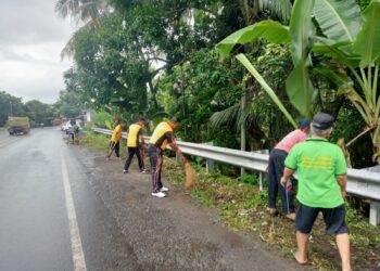 Tindak Lanjut Perintah Presiden, Duampanua Bersinergi Gelar Jumat Bersih