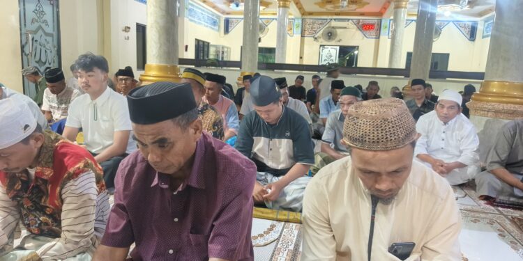 Tarawih Perdana 1447 H, Masjid Nuruttaqwa Bittoeng Dipadati Jamaah