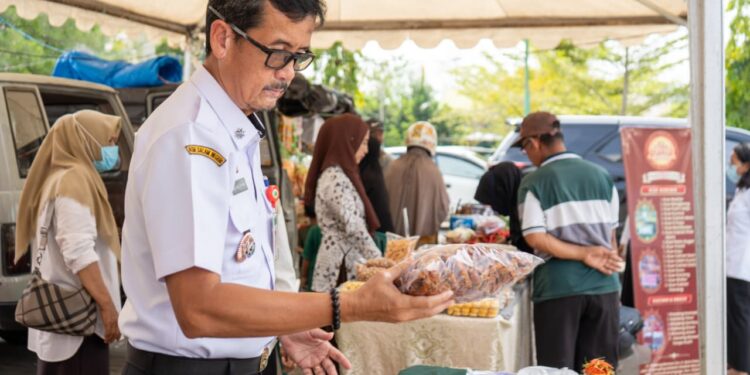 GPM Digelar di Pinrang, Warga Dapat Bahan Pokok Harga Murah