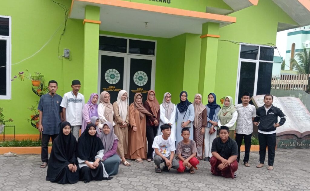 UPT SDN 46 Duampanua Berbagi Berkah Ramadhan ke Panti Asuhan