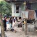 Lansia Fakir Miskin Pesisir Lebbo Terima Zakat Fitrah dari Pimpinan Matalasinrang.com