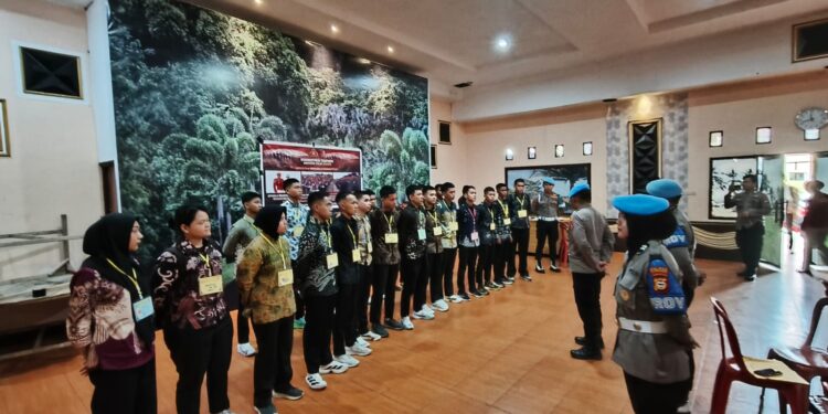 Propam Pinrang Perketat Rekrutmen Polri Lewat QR Code Pengaduan