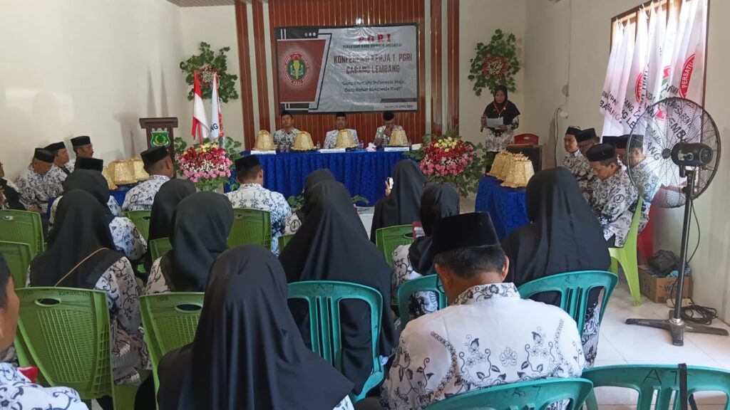 Evaluasi dan Susun Program Baru, PGRI Lembang Gelar Konferensi Kerja I