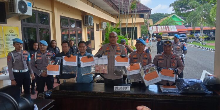 Polisi Ungkap Curat Brankas Rp1,7 Miliar, Tiga Pelaku Ditangkap di Bitung