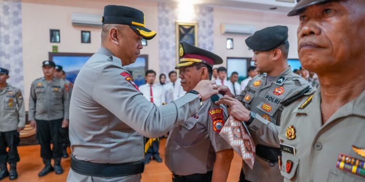 Kenaikan Pangkat Jadi Apresiasi Pengabdian Personel Polres Pinrang