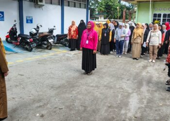Disdukcapil Pinrang Perkuat Disiplin ASN Lewat Apel Sore